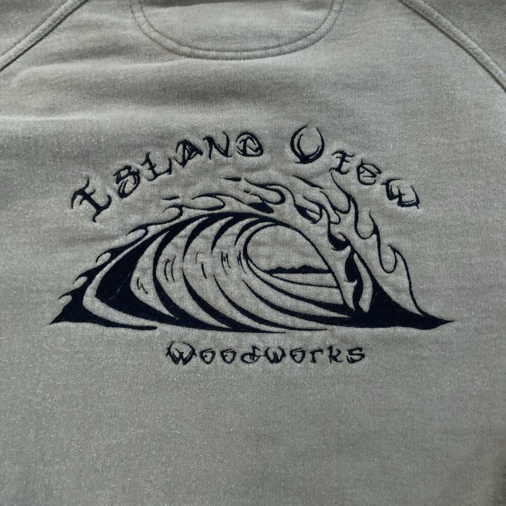 Duluth Trading Co Heavy Sweater Tradesman Island View Woodworks Wave Embroidered - Picture 6 of 7